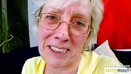 Red-haired mature girl fisting her asshole and getting hard fucked in anal with dvuya blacks, taking two dicks in the ass